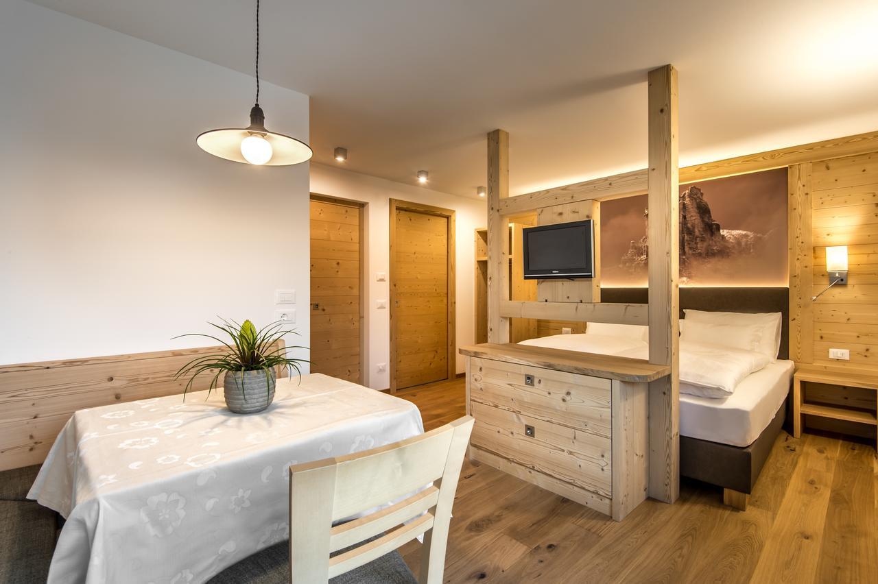 Garni Larix Otel Colfosco Dış mekan fotoğraf