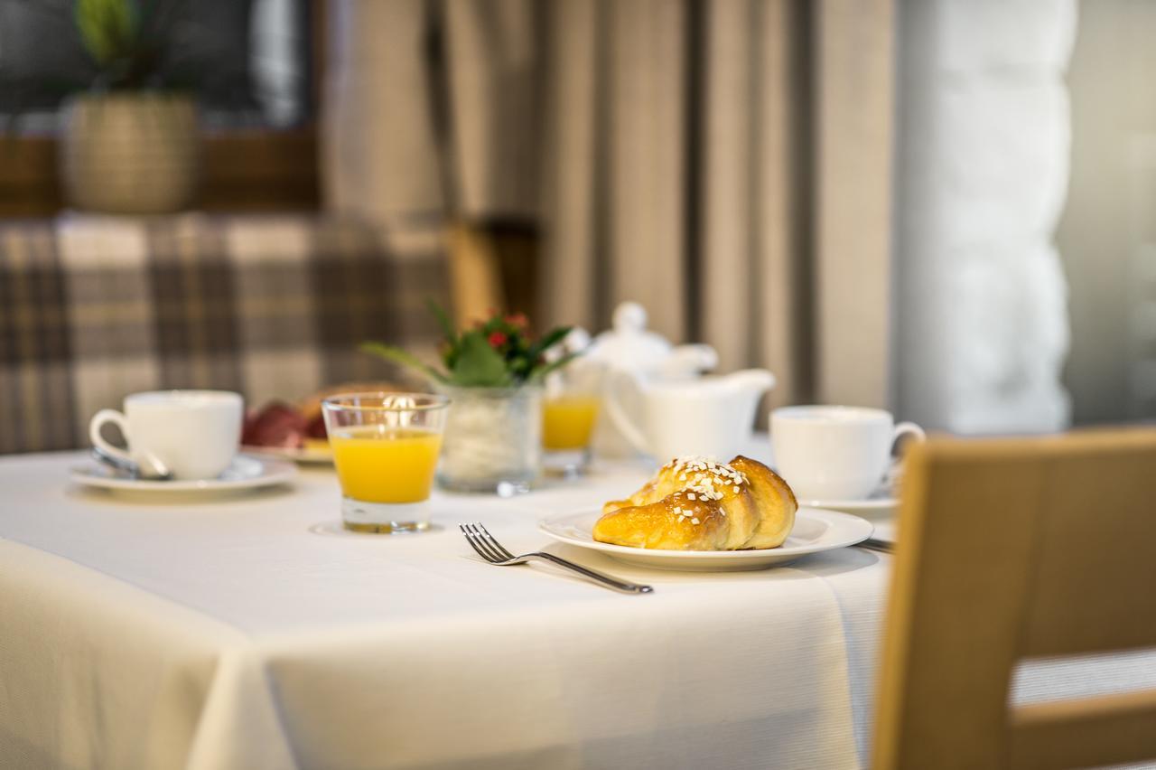 Garni Larix Otel Colfosco Dış mekan fotoğraf