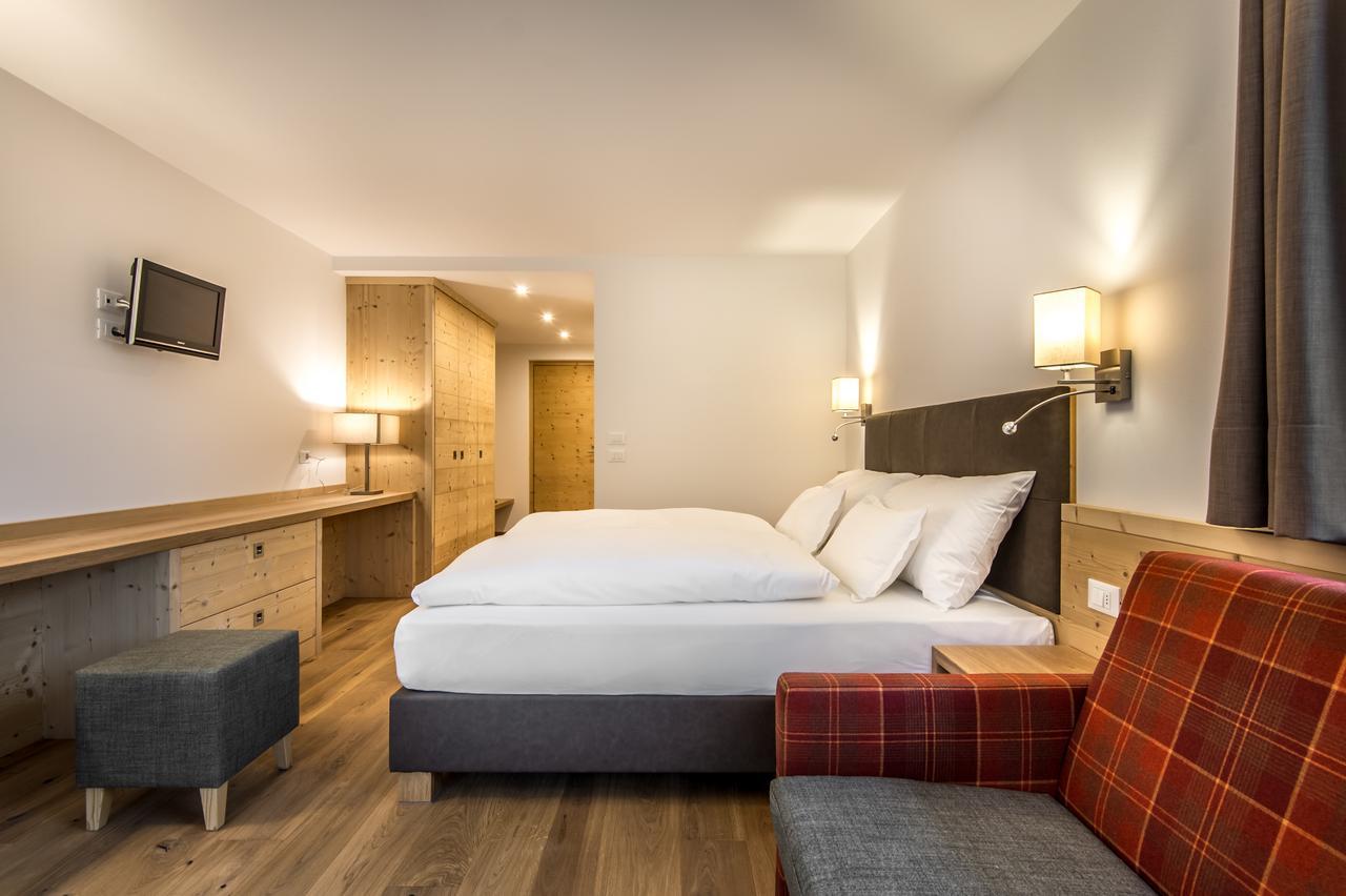 Garni Larix Otel Colfosco Dış mekan fotoğraf