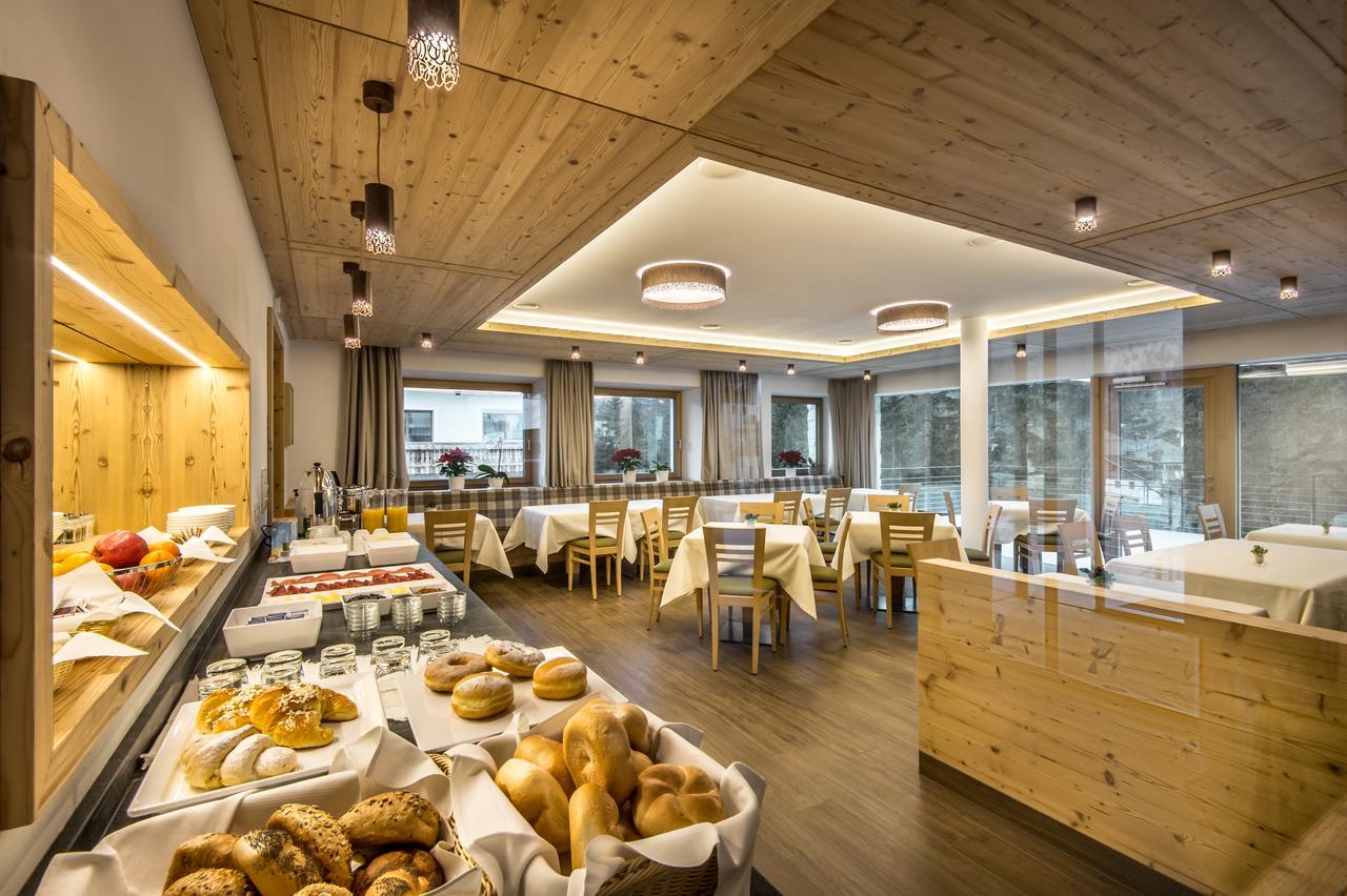 Garni Larix Otel Colfosco Dış mekan fotoğraf
