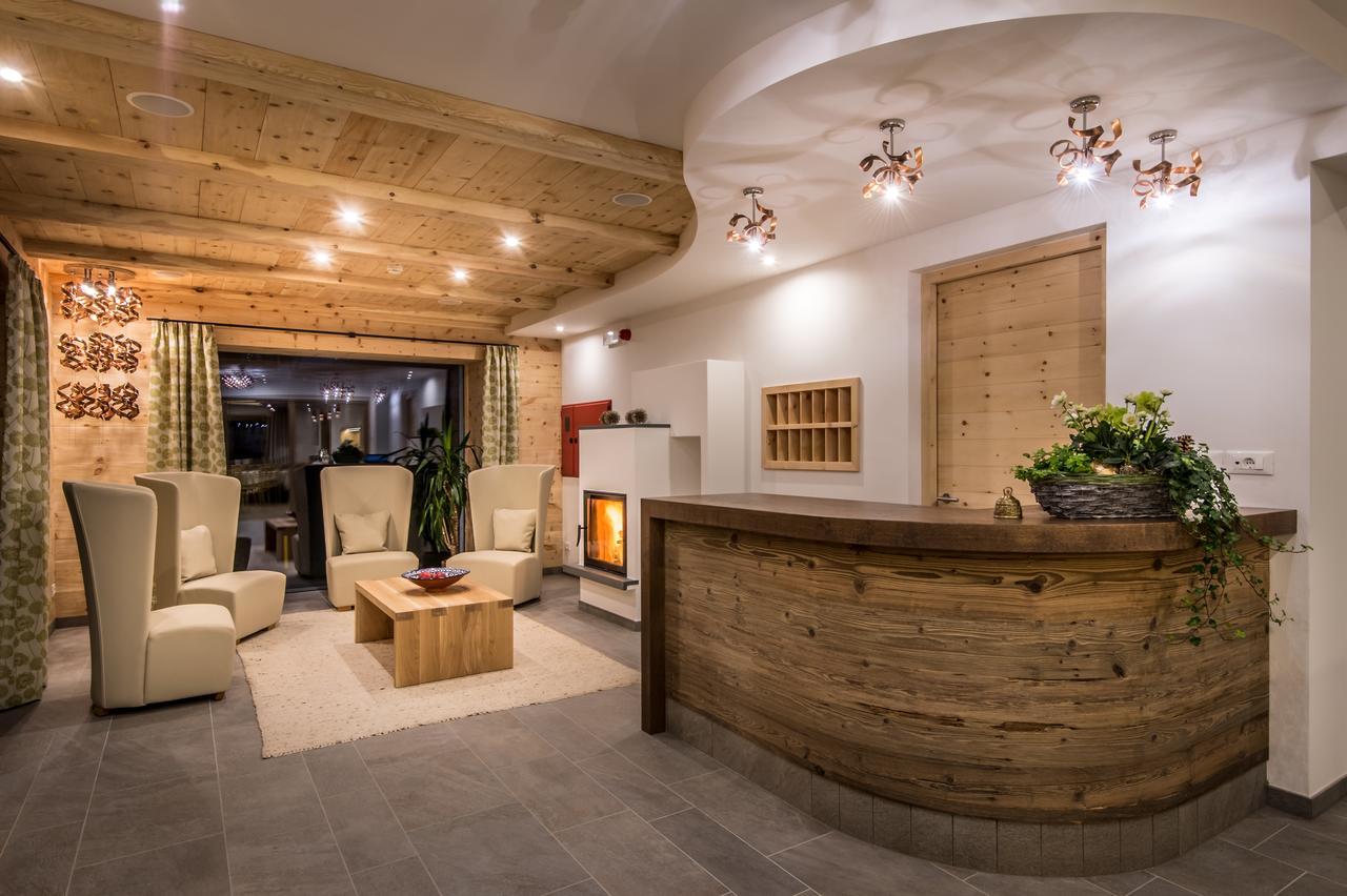 Garni Larix Otel Colfosco Dış mekan fotoğraf